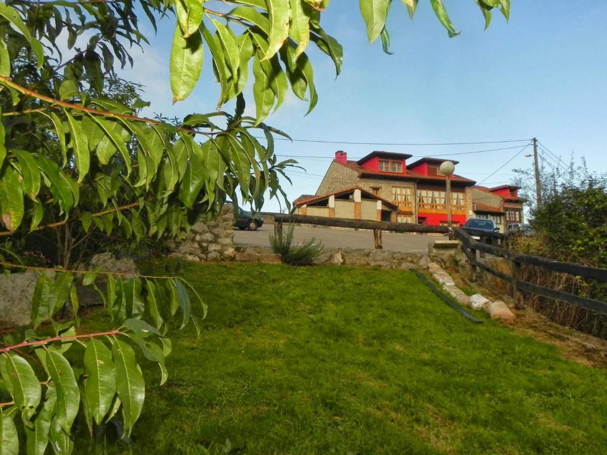 Apartamentos Rurales Vallanu Rodeados De Naturaleza En Llanes Y A 3 Kilometros De Las Playas Exterior foto